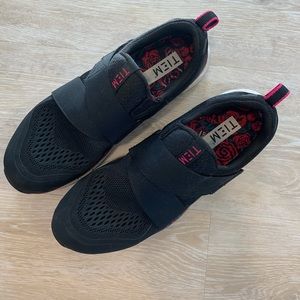 Black Tiem Spin Shoes
